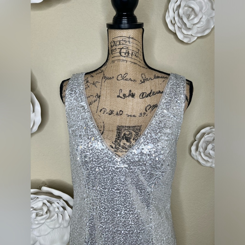 Kate Kasin Silver Sequined Sleeveless V Neck Cocktail Dress Size Large - Picture 3 of 16